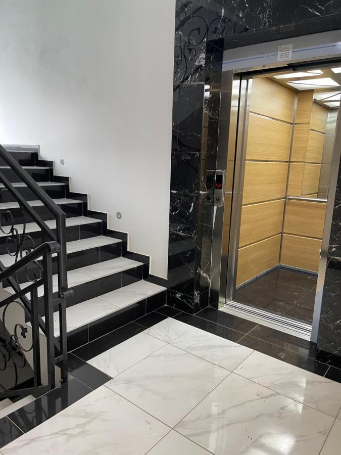 Cvetanov Trg Lux 2 Apartment Beograd Ngoại thất bức ảnh