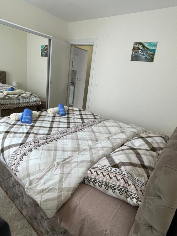 Cvetanov Trg Lux 2 Apartment Beograd Ngoại thất bức ảnh