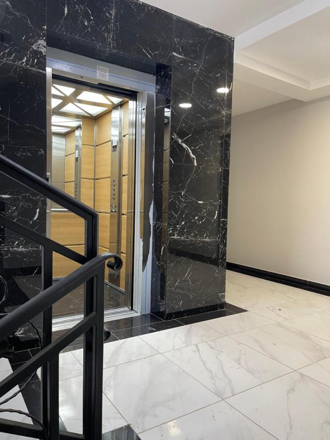 Cvetanov Trg Lux 2 Apartment Beograd Ngoại thất bức ảnh